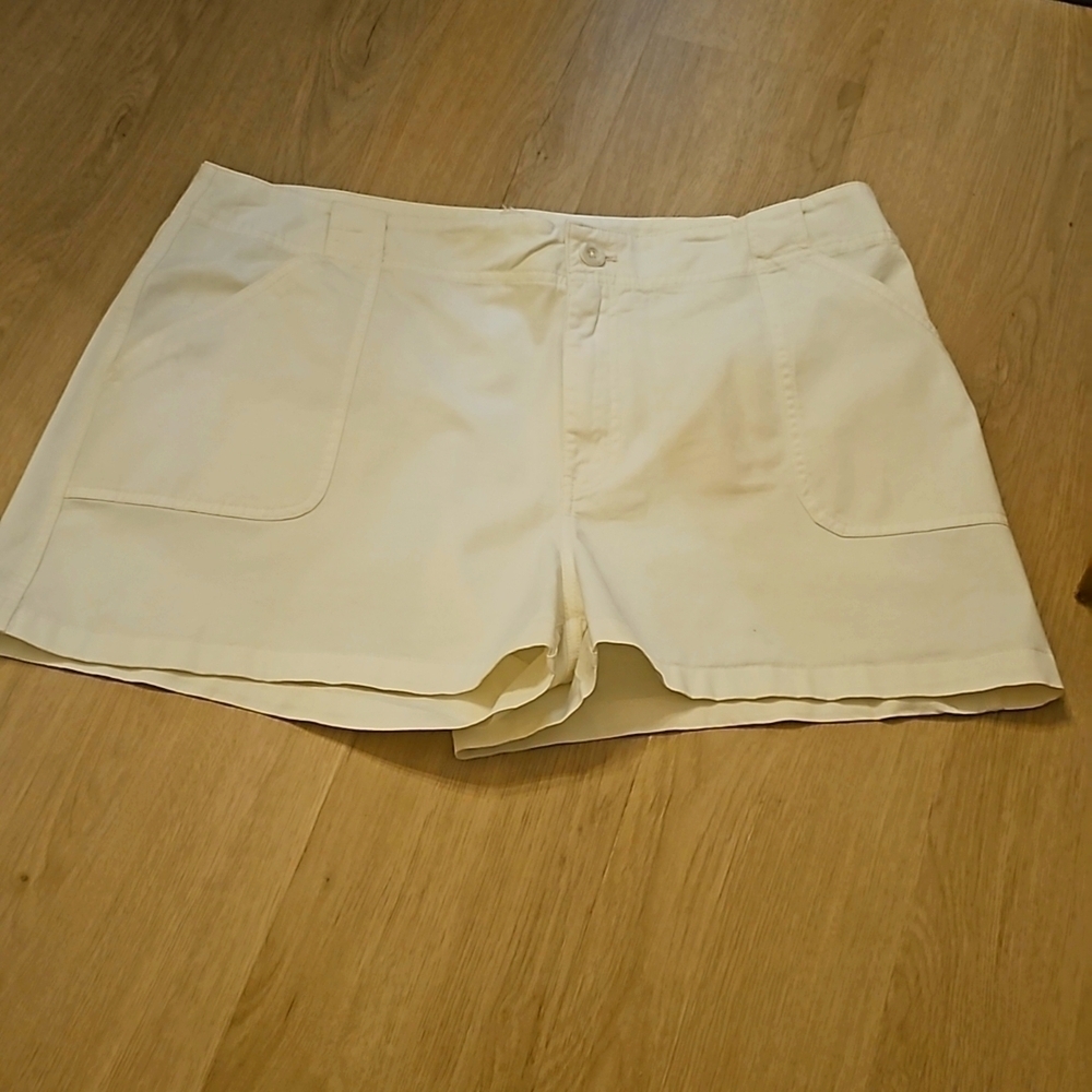 NWT Women's BP. Cotton Utility Shorts Pockets Zip/Button Closure Size 16 Ivory - Picture 6 of 13